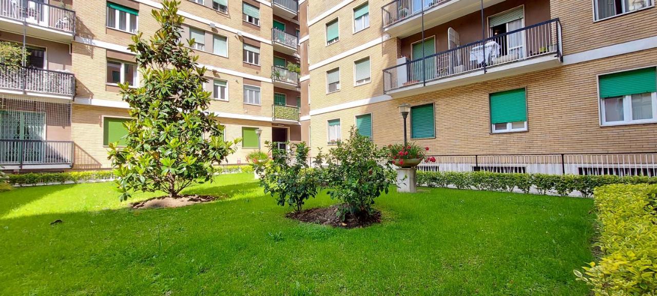 Rent 3 Appartement Milan